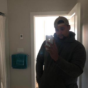 Meet your Posher, Jonathan